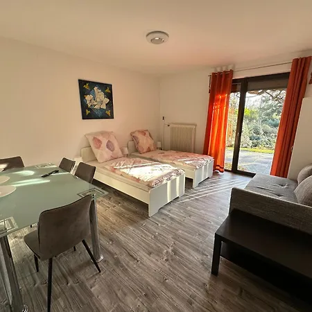 Am Stadtpark Apartamento *